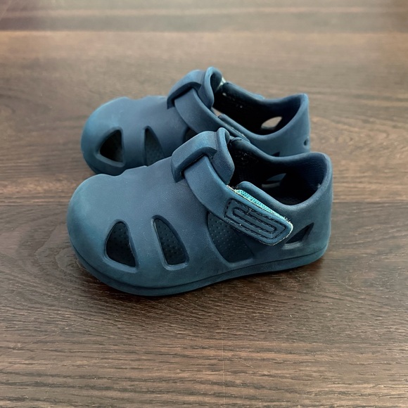 Ten Little Other - Ten Little Kids' Baby Toddler Splash Closed Toe Water Sandals Navy Blue Size 6